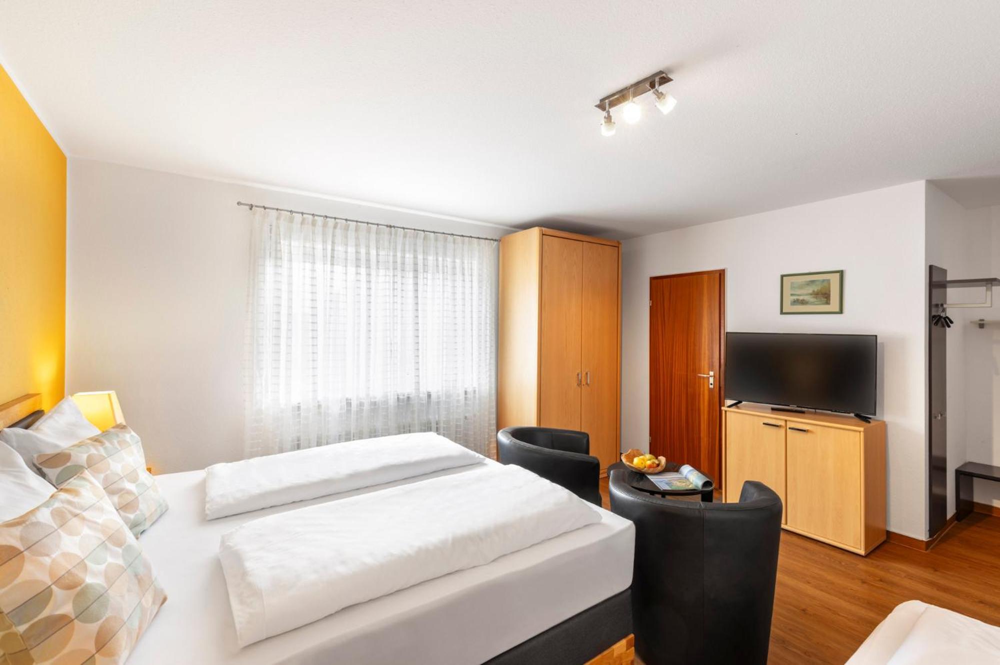 Hotel Garni Sonnengruss Hagnau Exterior photo